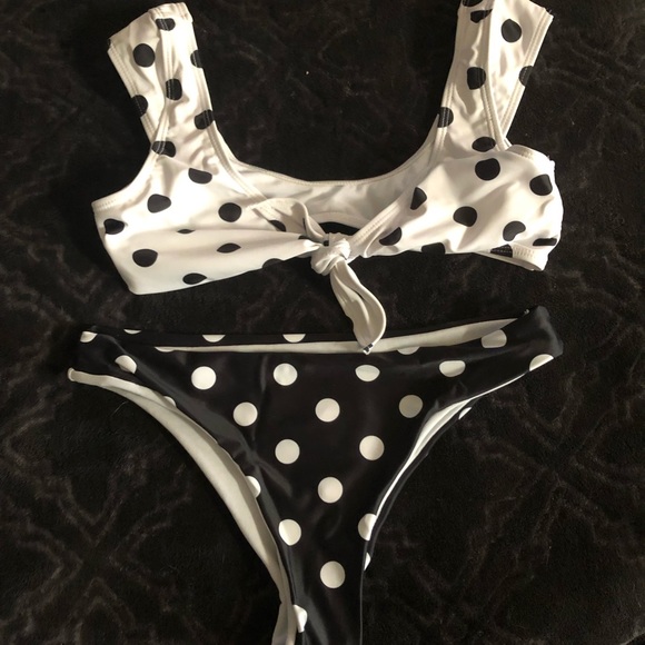 Polka dot bikini - Picture 2 of 3